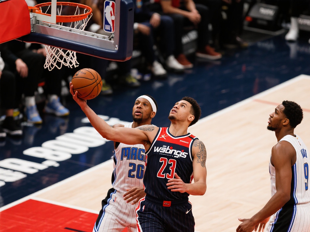 中展现出惊 中展现出惊